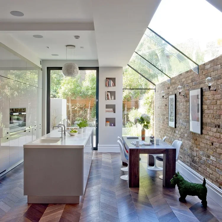 Glass Side Return, Acton, W3